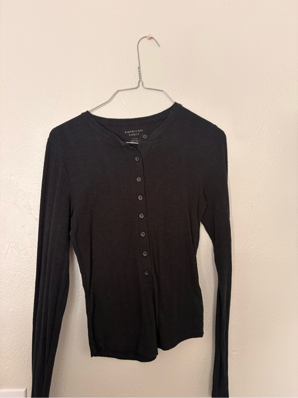 American Eagle Outfitters Black Ribbed Button-Up Women's Henley Top